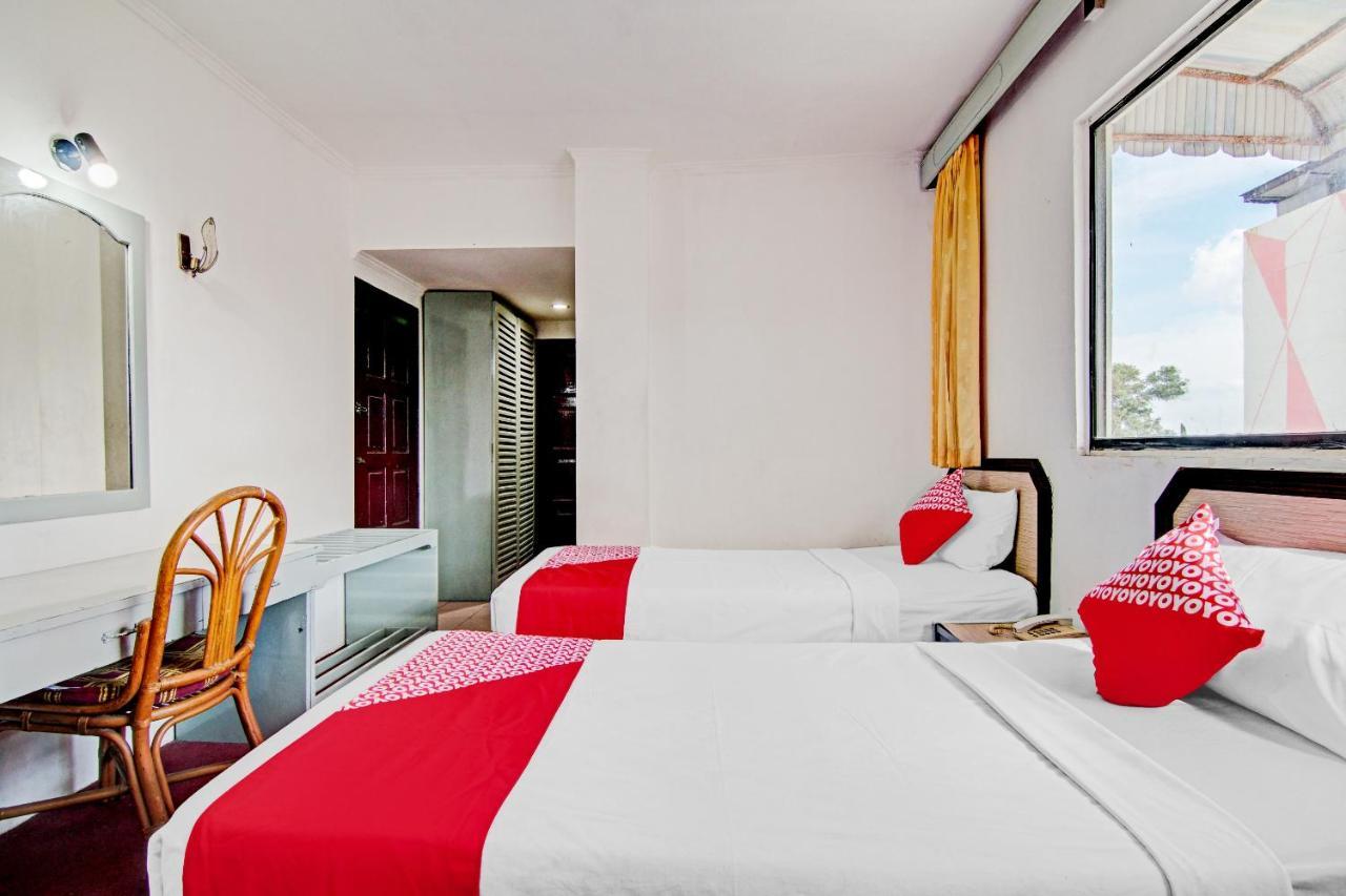 Oyo 90697 Hotel Wisata Dumai Exterior photo