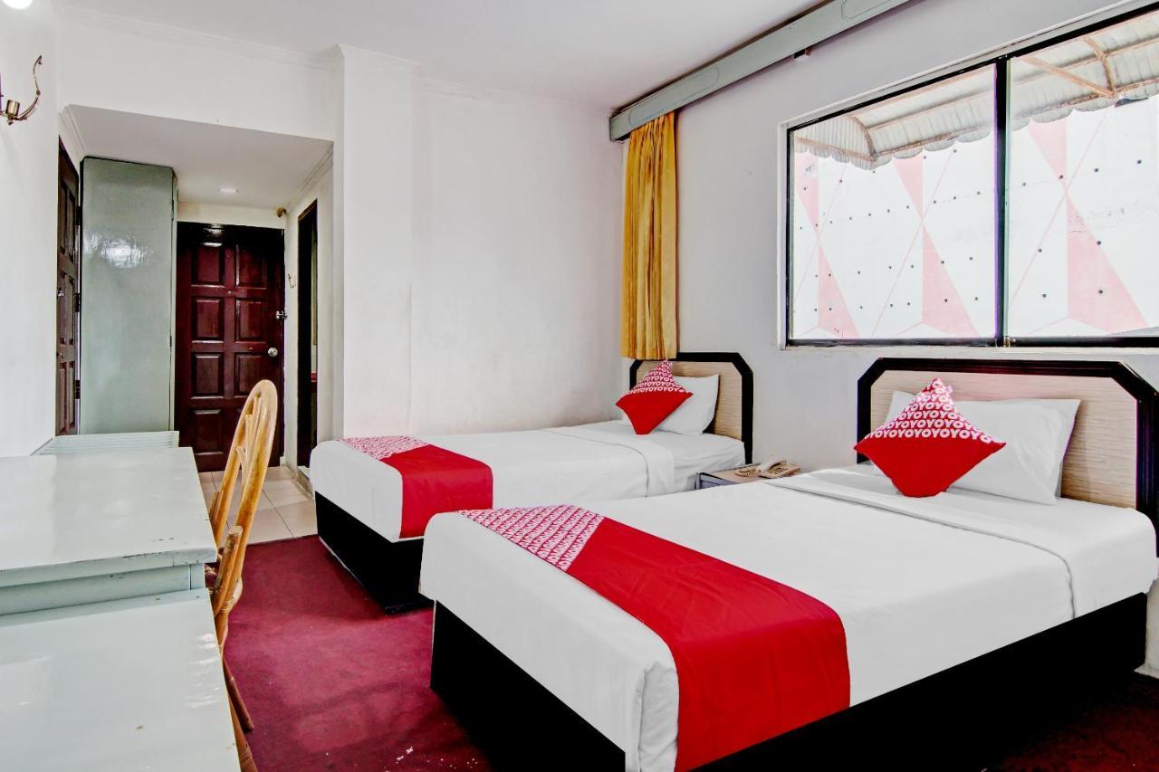 Oyo 90697 Hotel Wisata Dumai Exterior photo