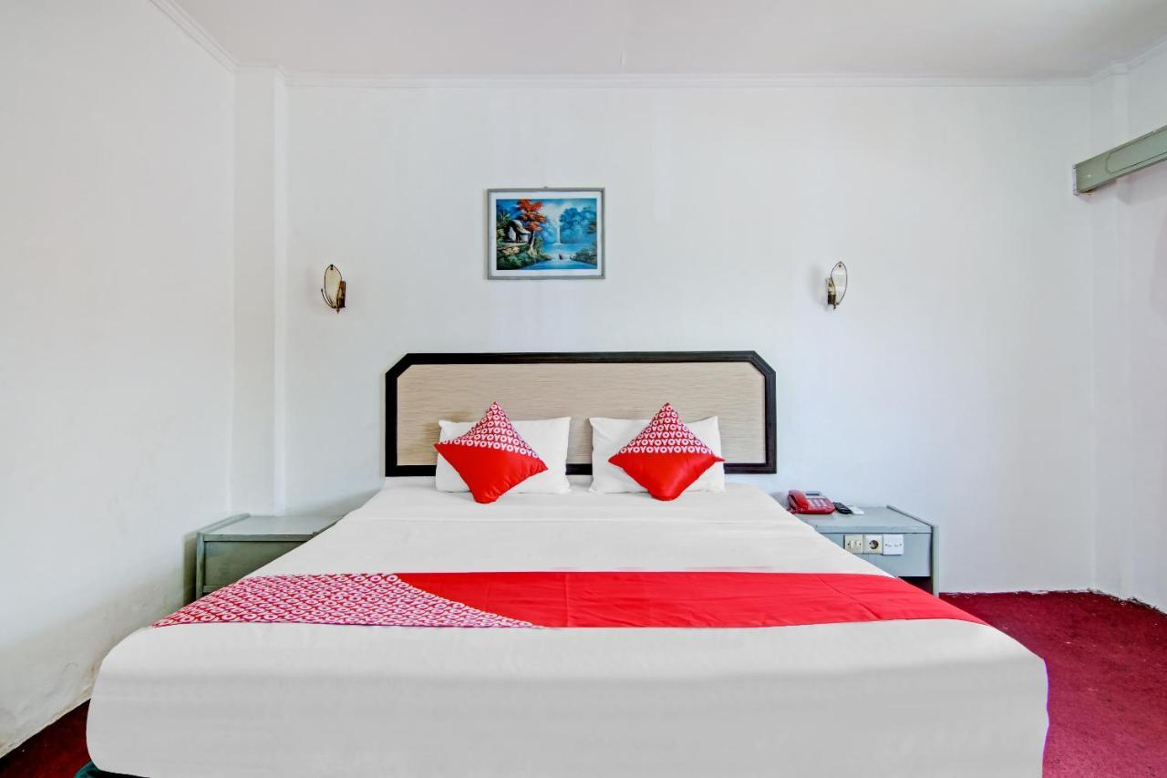 Oyo 90697 Hotel Wisata Dumai Exterior photo